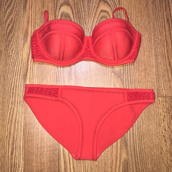 Red triangl Brigitte bikini small ++ top and small bottom - Picture 2 of 2